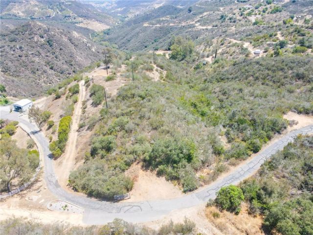 1 Rainbow Heights, Fallbrook, CA 92028