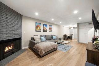 2452 Chelsea Place M, Santa Monica, CA 90404