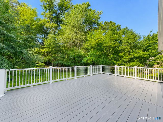 17 Marion Drive, East Lyme, CT 06333