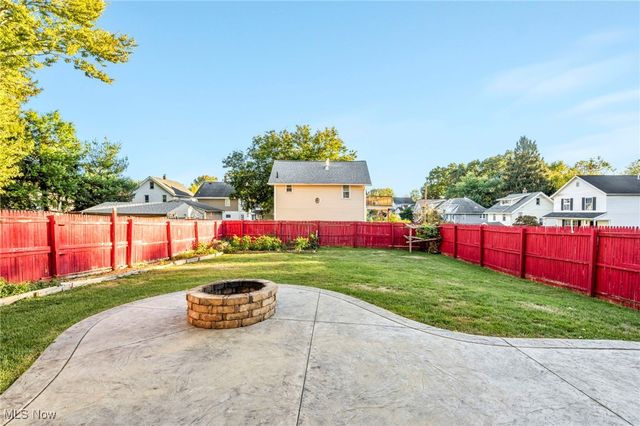 310 Ontario Street, Akron, OH 44310