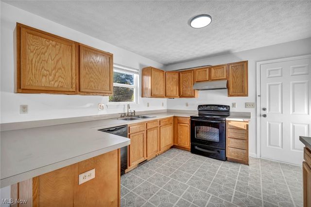 310 Ontario Street, Akron, OH 44310