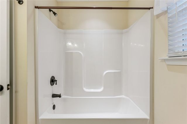 108 Pecan Point Road W, Brunswick, GA 31525