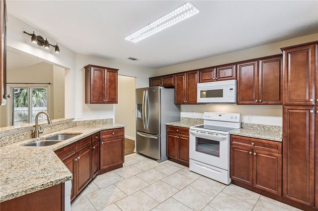 108 Pecan Point Road W, Brunswick, GA 31525