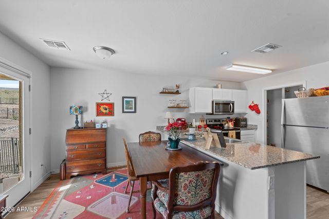 25 W MONTE CRISTO Drive, Wickenburg, AZ 85390