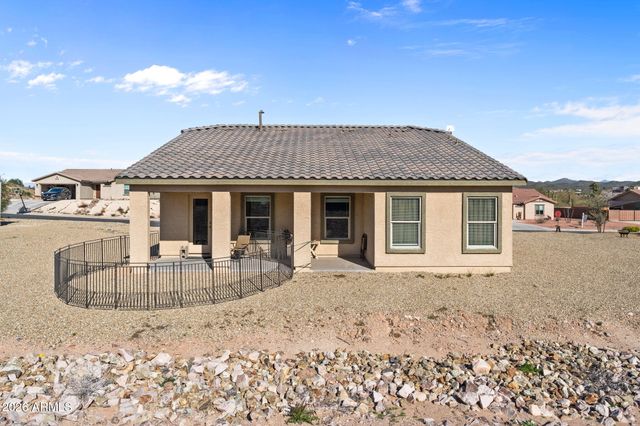 25 W MONTE CRISTO Drive, Wickenburg, AZ 85390
