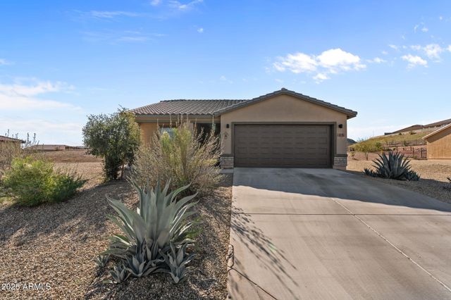 25 W MONTE CRISTO Drive, Wickenburg, AZ 85390