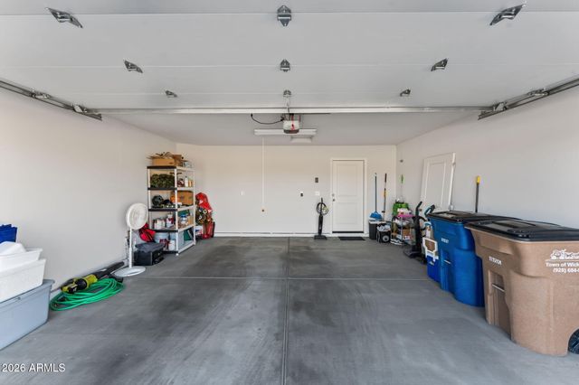 25 W MONTE CRISTO Drive, Wickenburg, AZ 85390