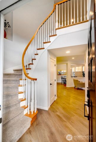 22718 SE 12th Place, Sammamish, WA 98075