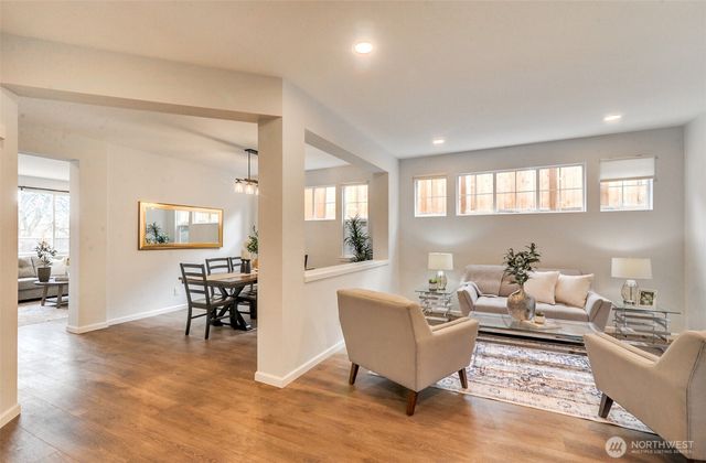 22718 SE 12th Place, Sammamish, WA 98075