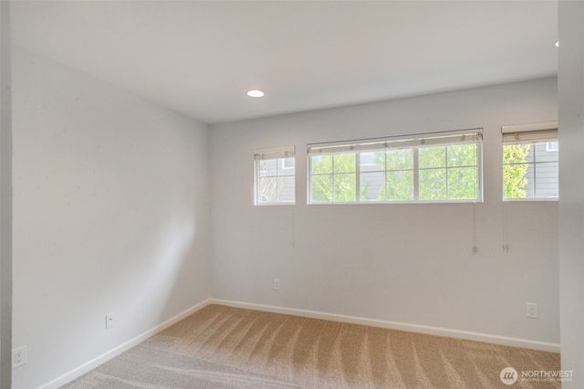 22718 SE 12th Place, Sammamish, WA 98075