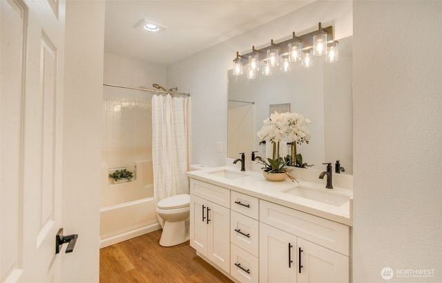 22718 SE 12th Place, Sammamish, WA 98075