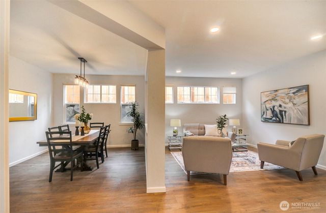 22718 SE 12th Place, Sammamish, WA 98075