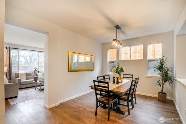 22718 SE 12th Place, Sammamish, WA 98075