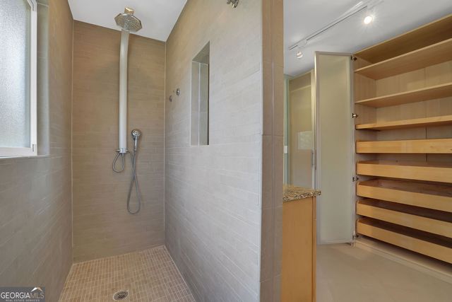 2213 Leafmore Drive, Decatur, GA 30033