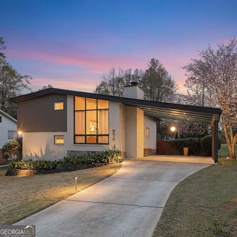 2213 Leafmore Drive, Decatur, GA 30033