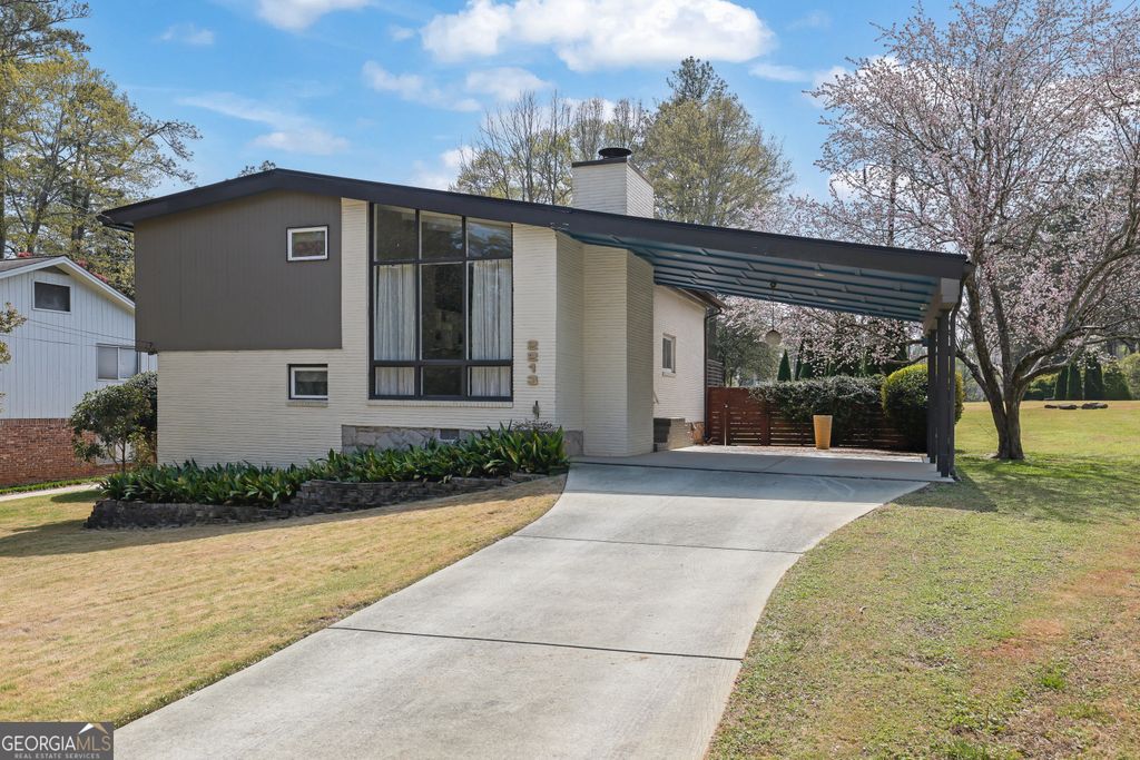 2213 Leafmore Drive, Decatur, GA 30033