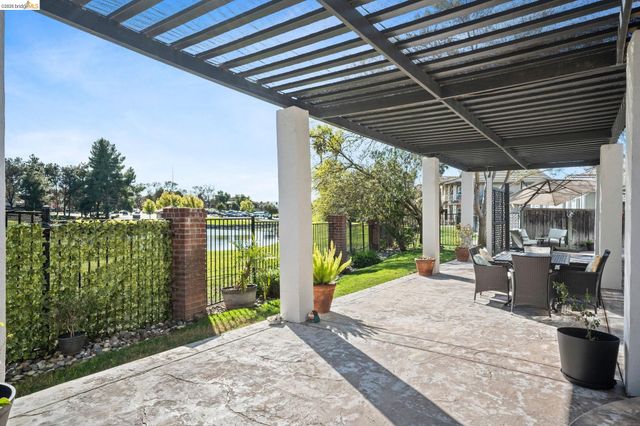 5770 Gateway Ct, Discovery Bay, CA 94505