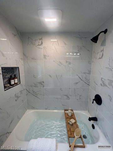 35888 Chestnut Ridge Road, North Ridgeville, OH 44039