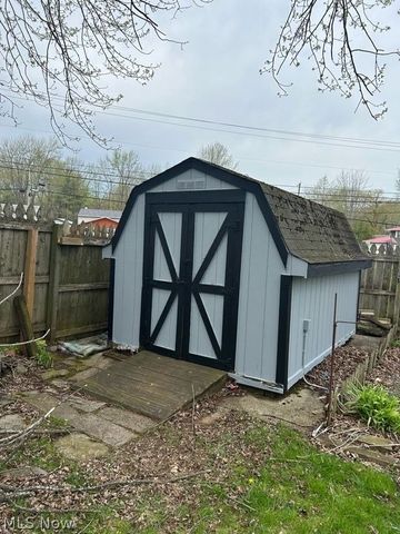 35888 Chestnut Ridge Road, North Ridgeville, OH 44039