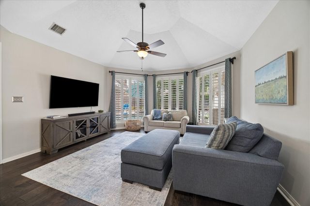 2810 Timber Country Way, Kingwood, TX 77345