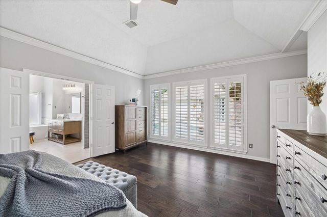 2810 Timber Country Way, Kingwood, TX 77345