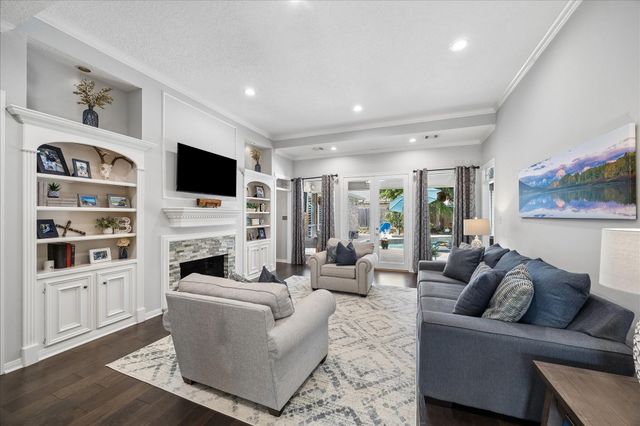 2810 Timber Country Way, Kingwood, TX 77345