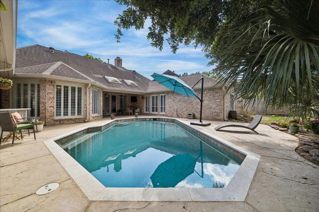 2810 Timber Country Way, Kingwood, TX 77345