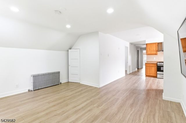 752 Market St, Paterson City, NJ 07513