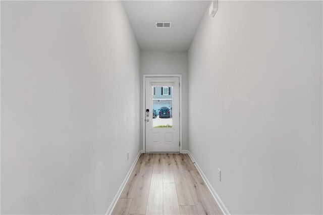7548 Knoll Hollow Road, Lithonia, GA 30058