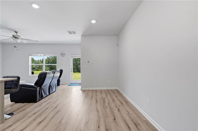 7548 Knoll Hollow Road, Lithonia, GA 30058
