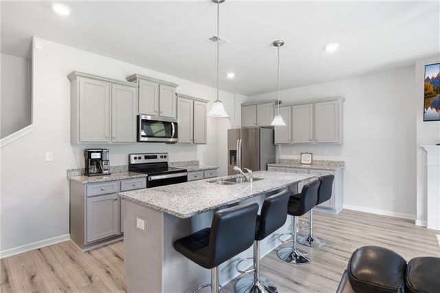7548 Knoll Hollow Road, Lithonia, GA 30058