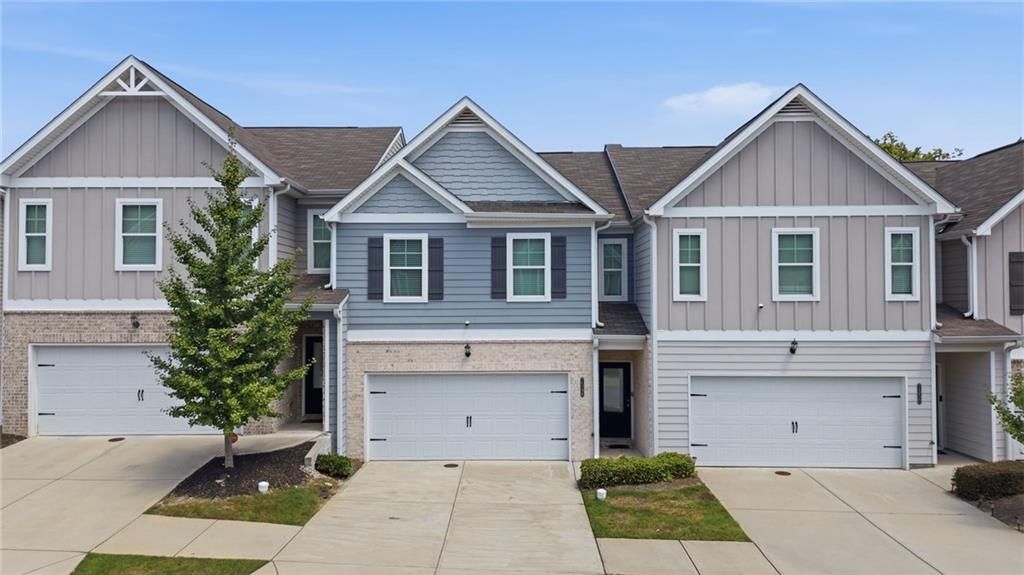 7548 Knoll Hollow Road, Lithonia, GA 30058