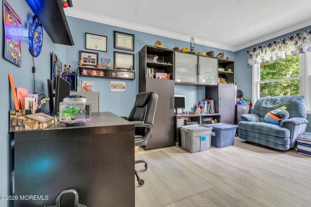 21 Ryan Road, Marlboro, NJ 07746