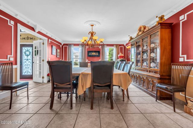 21 Ryan Road, Marlboro, NJ 07746