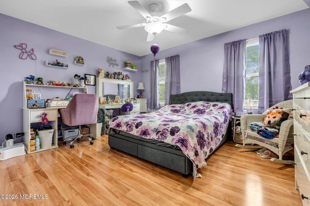21 Ryan Road, Marlboro, NJ 07746