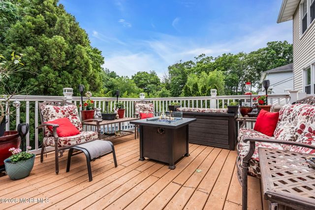 21 Ryan Road, Marlboro, NJ 07746