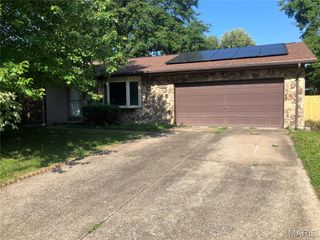 501 St John Drive, Belleville, IL 62221