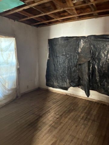 2002 N Oakes St, San Angelo, TX 76903