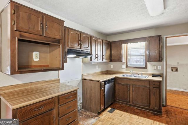 2035 Mcduffie Road, Austell, GA 30106