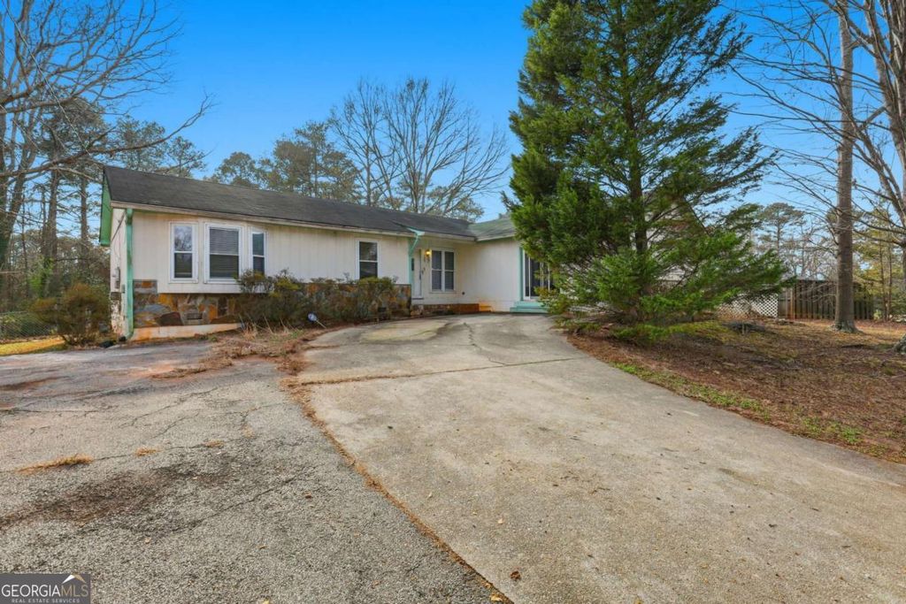 2035 Mcduffie Road, Austell, GA 30106