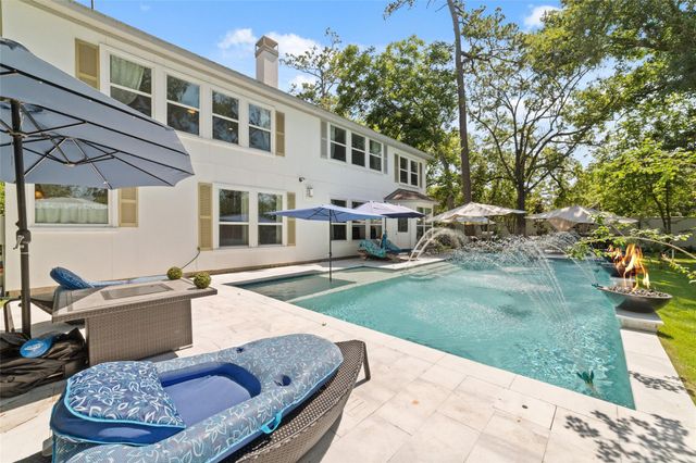 335 Voss Road, Houston, TX 77024