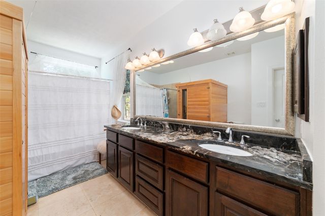 335 Voss Road, Houston, TX 77024