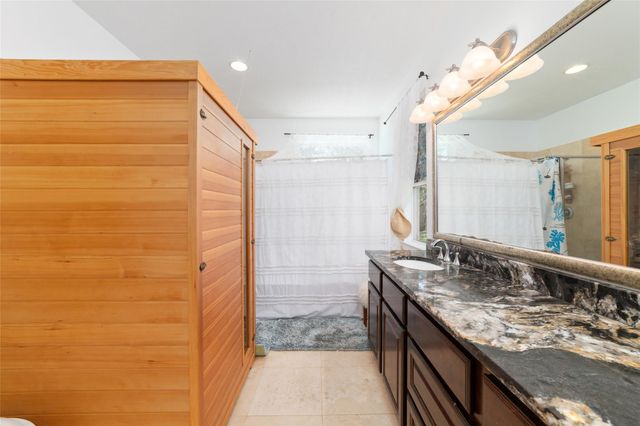 335 Voss Road, Houston, TX 77024