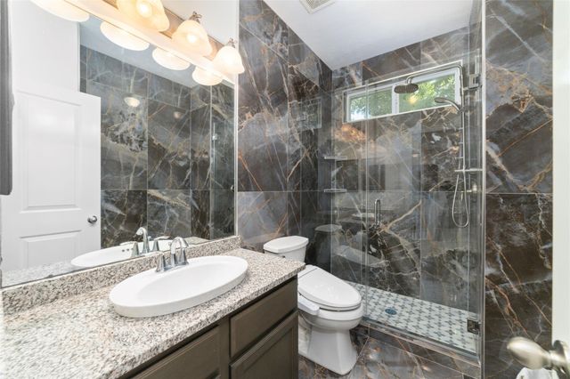 335 Voss Road, Houston, TX 77024