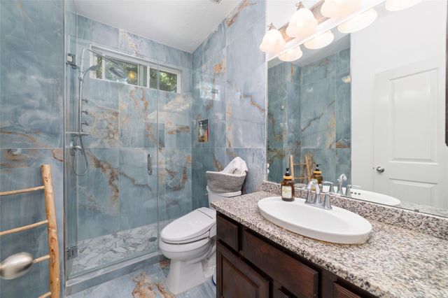 335 Voss Road, Houston, TX 77024