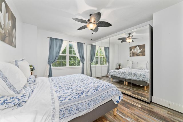 335 Voss Road, Houston, TX 77024