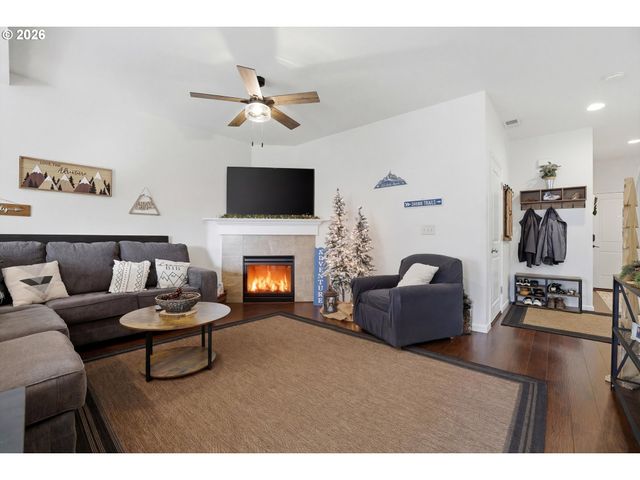 15156 Se SHALE Dr, Damascus, OR 97089