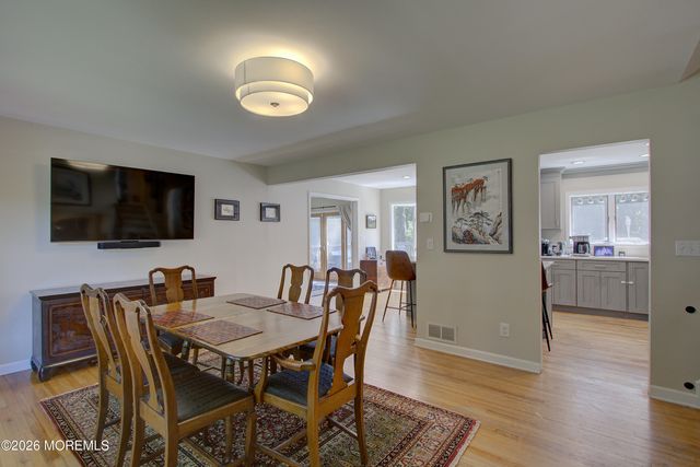 113 Apple Blossom Lane, Middletown, NJ 07748