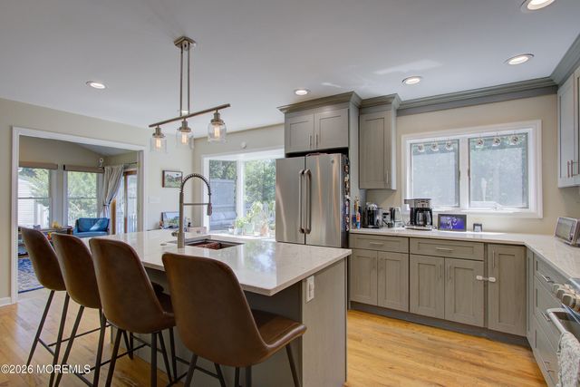 113 Apple Blossom Lane, Middletown, NJ 07748
