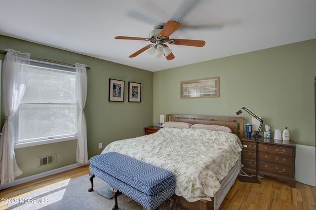 113 Apple Blossom Lane, Middletown, NJ 07748
